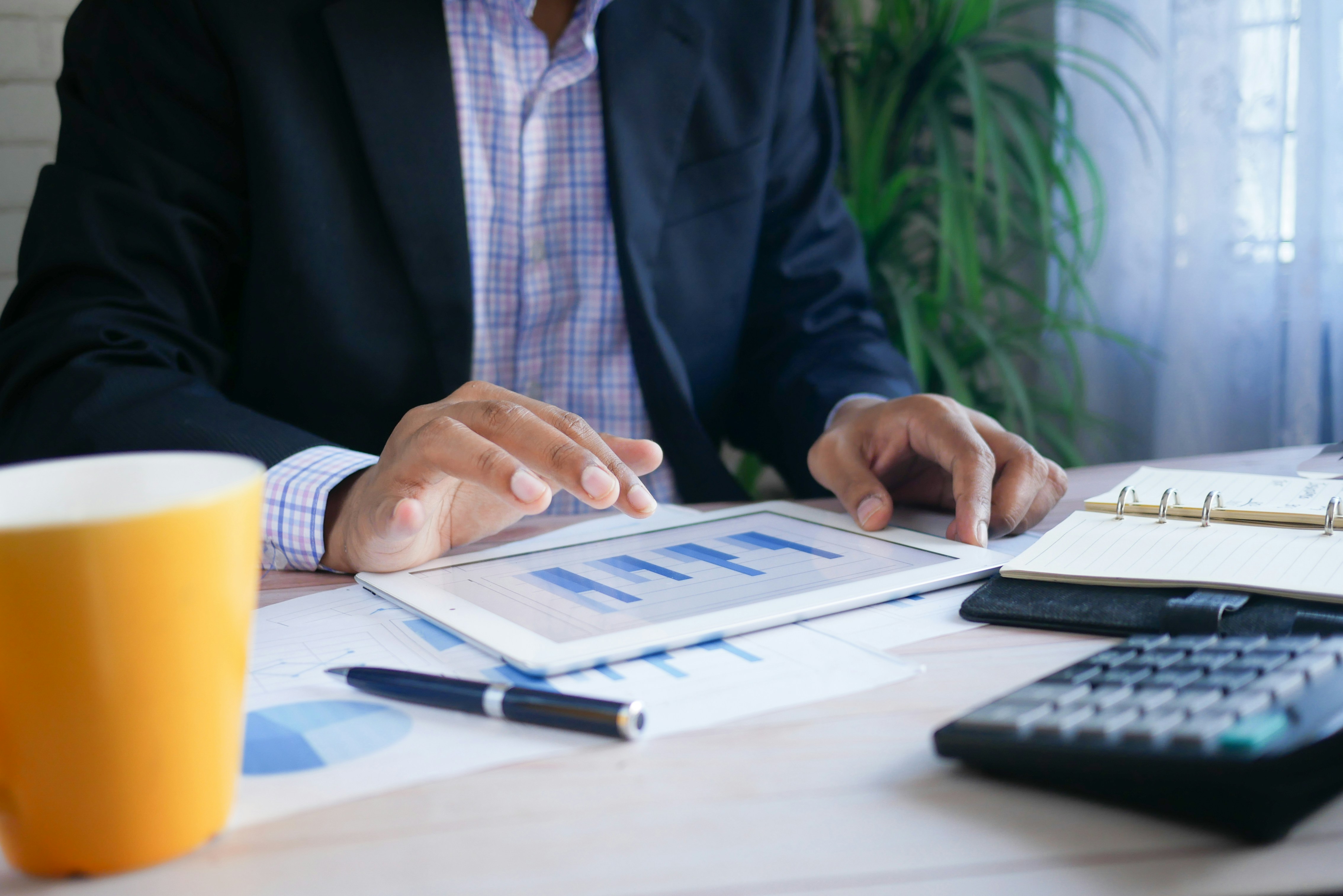 ALT= Small business collections + small business debt recovery + debt recovery services + debt collectors + collection agency for small businesses
